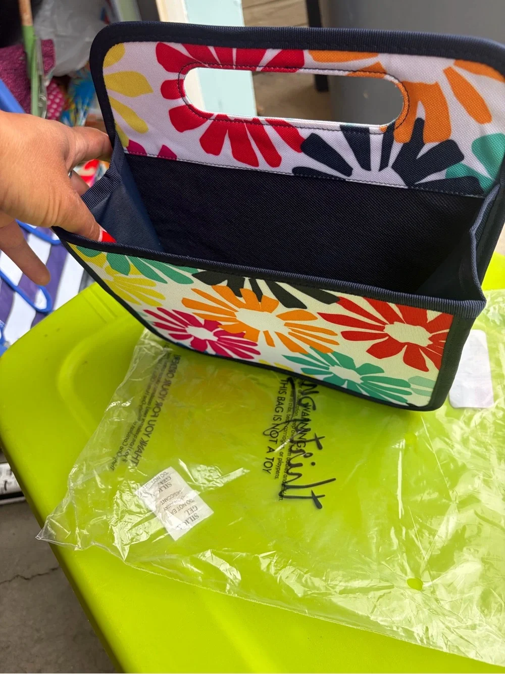 thirty-one bright daisy